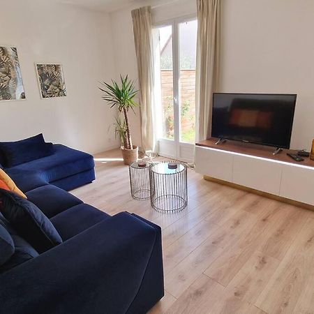 Les Glazons *T4* Olivet + Parking Apartamento Exterior foto