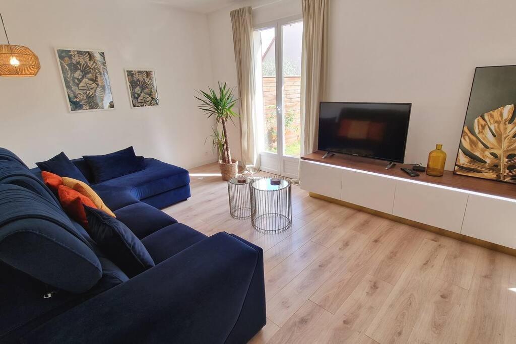 Les Glazons *T4* Olivet + Parking Apartamento Exterior foto